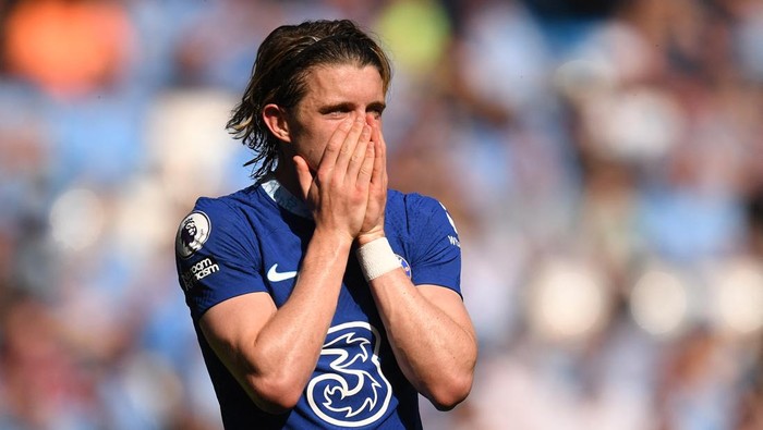 Chelseas English midfielder Conor Gallagher reacts during the English Premier League football match between Manchester City and Chelsea at the Etihad Stadium in Manchester, north west England, on May 21, 2023. (Photo by Oli SCARFF / AFP) / RESTRICTED TO EDITORIAL USE. No use with unauthorized audio, video, data, fixture lists, club/league logos or live services. Online in-match use limited to 120 images. An additional 40 images may be used in extra time. No video emulation. Social media in-match use limited to 120 images. An additional 40 images may be used in extra time. No use in betting publications, games or single club/league/player publications. /  (Photo by OLI SCARFF/AFP via Getty Images)