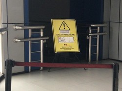 Pengguna KRL Heran Sekaligus Kesal Eskalator di Stasiun Cakung Mati Lagi