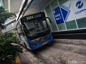 Heboh Stiker Caleg di TransJ, Partai Ummat Akan Beri Surat Peringatan Heboh Stiker Caleg di TransJ, Partai Ummat Akan Beri Surat Peringatan