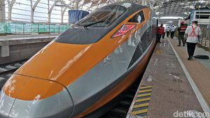 Intip Uji Coba Kedua Kereta Cepat, Kecepatan Baru Tembus 180 Km/Jam
