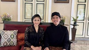 Kaesang Pangarep dan Erina Kompak Saat Masak dan Jajan Kaki Lima