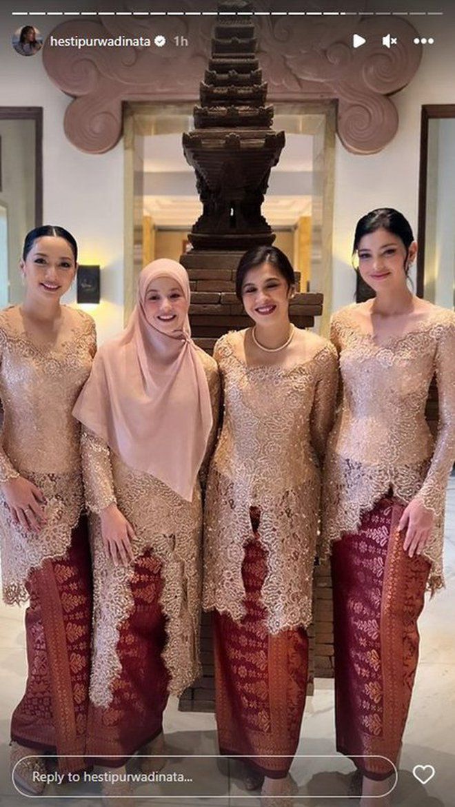 Pernikahan Enzy Storia