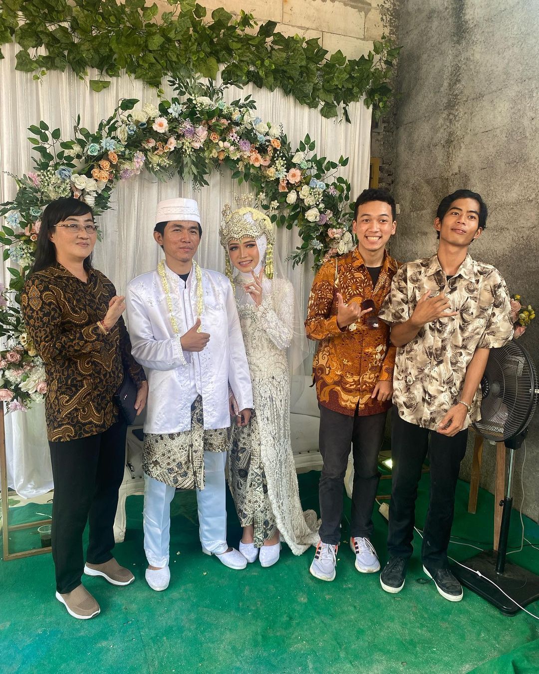 Pernikahan Tiko Anak Ibu Eny