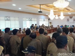 Puluhan Kades Datangi Kantor DPRD Sumsel, Ada Apa?