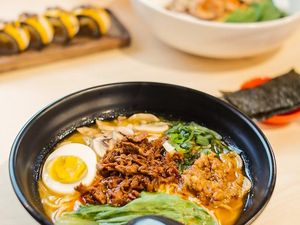 5 Ramen Enak di Yogyakarta Ini Dijual di Rumah hingga Kedai Pinggir Jalan 5 Ramen Enak di Yogyakarta Ini Dijual di Rumah hingga Kedai Pinggir Jalan