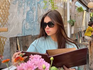 Rebecca Klopper Doyan Ngopi Sambil Brunch di Restoran Rebecca Klopper Doyan Ngopi Sambil Brunch di Restoran