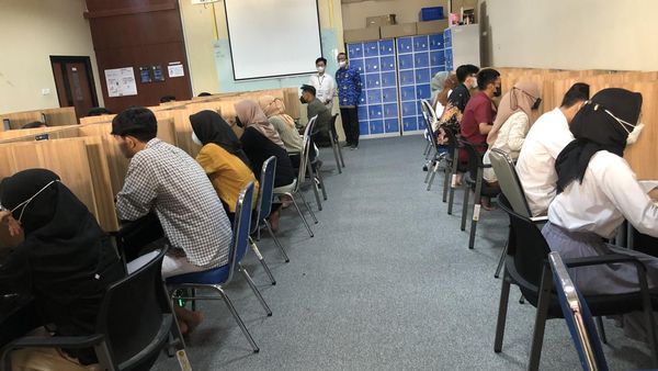Potret Suasana UTBK Gelombang II di UPN Veteran Yogyakarta