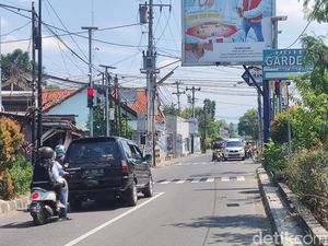 Atasi Kemacetan, Simpang OB Selokan Mataram Sleman Dipasangi Lampu Bangjo Atasi Kemacetan, Simpang OB Selokan Mataram Sleman Dipasangi Lampu Bangjo