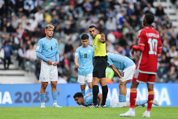 LA PLATA, ARGENTINA - MAY 21: Referee Juan Calderon gestures during the FIFA U-20 World Cup Argentina 2023  Group C match between Israel and Colombia at Estadio Unico Diego Armando Maradona on May 21, 2023 in La Plata, Argentina. (Photo by Tim Nwachukwu - FIFA/FIFA via Getty Images)
