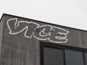 Vice Media Mau PHK Ratusan Karyawan dan Setop Terbitkan Konten Vice Media Mau PHK Ratusan Karyawan dan Setop Terbitkan Konten