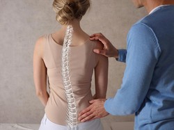 Penjelasan Lengkap Skoliosis, Lordosis, dan Kifosis yang Wajib Diketahui!