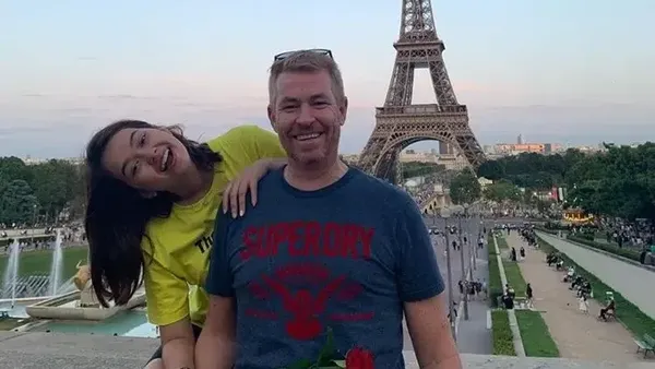 10 Artis Blasteran Ini Punya Ayah Bule, Rebecca Klopper Hingga Enzy Storia
