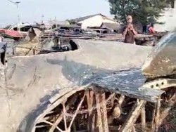 Bangkai Diduga Pesawat Tempur Ditemukan Nelayan Lamongan