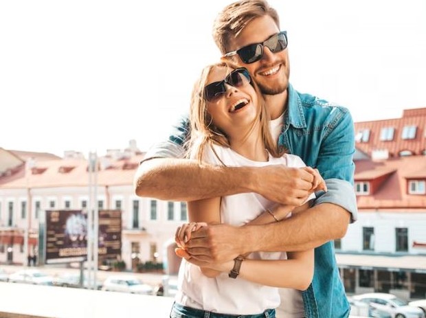 pasangan perempuan dan laki-laki