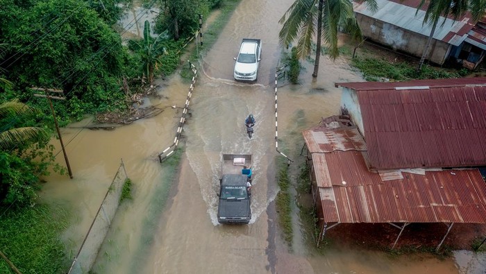 Hujan Asam Modern, Lebih Bahaya dari yang Kita Kira?
