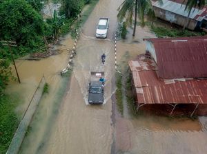 Ada Hujan Asam Jenis Baru, Mudah Terlarutkan Air dan Susah Diuraikan Ada Hujan Asam Jenis Baru, Mudah Terlarutkan Air dan Susah Diuraikan