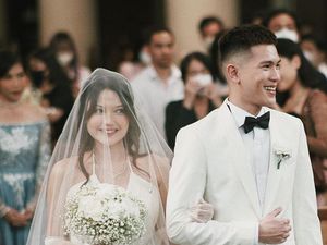 7 Foto Julian Jacob & Istri, Menikah 5 Bulan Kini Umumkan Kelahiran Anak 7 Foto Julian Jacob & Istri, Menikah 5 Bulan Kini Umumkan Kelahiran Anak