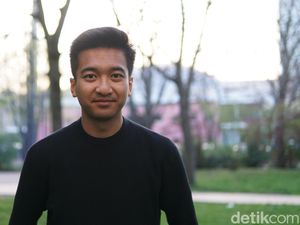 Begini Tugas Kevin Nizam, WNI Pertama di Pabrik Tesla Jerman