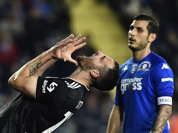 Malangnya Juventus, Dihukum Pengurangan Poin-Dibantai Empoli Soccer Football - Serie A - Empoli v Juventus - Stadio Carlo Castellani, Empoli, Italy - May 22, 2023 Juventus' Frederico Gatti reacts REUTERS/Massimo Pinca