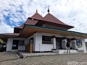 Masjid Jamik, Karya Arsitektur Bung Karno Saat Pengasingan di Bengkulu