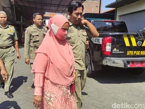 Berkas Perkara Masriah Penyiram Tinja Segera Dilimpahkan ke PN Sidoarjo Berkas Perkara Masriah Penyiram Tinja Segera Dilimpahkan ke PN Sidoarjo