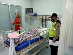 Pria di Malang Bersimbah Darah Dibacok Tetangga