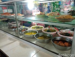 Pengusaha Warteg Puyeng gegara Harga Telur dan Daging Meroket