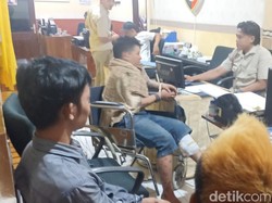 Polisi Tangkap 3 Perampok di Rest Area Tol Ngawi, Satu Pelaku Ditembak