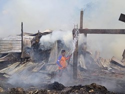 Gudang Gula di Kuwukan Kudus Terbakar, Ini Dugaan Penyebabnya