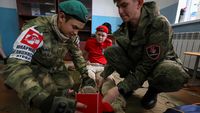 Rusia Beri Latihan Militer ke Sekolah di Crimea