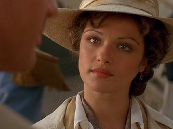 Penampilan Alis Tipis Rachel Weisz di The Mummy yang Diprotes Gen-Z
