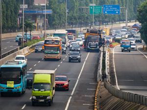 Alert! Indonesia Kekurangan Sopir Truk Alert! Indonesia Kekurangan Sopir Truk