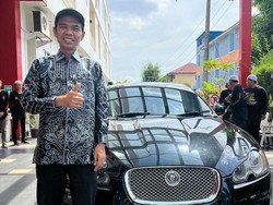 Sebelum Jaguar, Ustaz Abdul Somad Juga Pernah Dikasih Innova sampai Honda CR-V