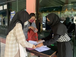 Antisipasi Perjokian di UTBK Gelombang II, UNY Lakukan Pencocokan Foto Peserta