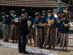 Ungkapan Sendiko Dawuh Artinya dalam Bahasa Jawa