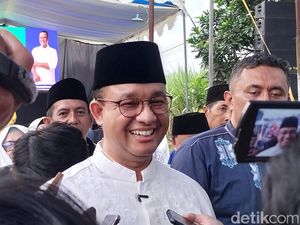 Anies Buka Suara soal Relawan Ganjar yang Laporkan Dirinya ke Bareskrim Anies Buka Suara soal Relawan Ganjar yang Laporkan Dirinya ke Bareskrim