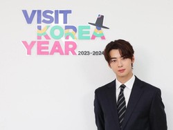 Wajah Cha Eun Woo Bakal Hiasi Setiap Sudut Korea Sampai 2024