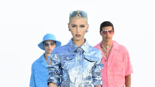 Dua Lipa x Versace 'La Vacanza'