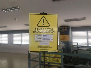 Duh! Eskalator di Stasiun Duri Mati, Perbaikan Masih Tunggu Spare Part Duh! Eskalator di Stasiun Duri Mati, Perbaikan Masih Tunggu Spare Part