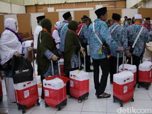 Uniknya Jemaah Haji Indonesia: Ketahuan Bawa Penanak Nasi ke Tanah Suci