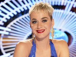 Tunangan Jeff Bezos dan Katy Perry Meluncur ke Luar Angkasa Hari Ini