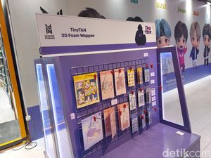 Annyeonghaseyo! Ada Merchandise Official BTS Gratis Hadir di Transmart Kokas Annyeonghaseyo! Ada Merchandise Official BTS Gratis Hadir di Transmart Kokas