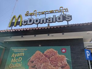Duel WNA Vs WNI di McD Jimbaran-Aksi Cerdik Satpam Jebak Maling Duel WNA Vs WNI di McD Jimbaran-Aksi Cerdik Satpam Jebak Maling