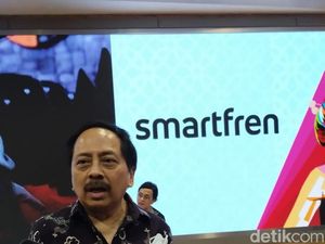 Bos Smartfren Sebut MergeCo Bukan Nama Hasil Merger XL Axiata-Smartfren Bos Smartfren Sebut MergeCo Bukan Nama Hasil Merger XL Axiata-Smartfren
