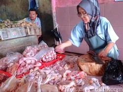Harga Daging Ayam Tembus Rp 44 Ribu, Pemkab Ciamis Cari Penyebabnya