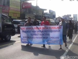 Protes Pedagang soal Revitalisasi Pasar Cimalaka Sumedang