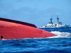 14 Jasad Ditemukan dari Kapal Ikan China Terbalik di Samudra Hindia 14 Jasad Ditemukan dari Kapal Ikan China Terbalik di Samudra Hindia