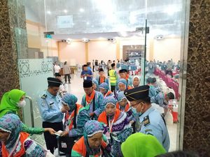 Imigrasi Medan Permudah Pemeriksaan Dokumen Jemaah Haji