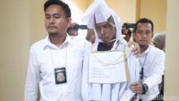 Tampang Rian Tersangka Pencabulan Ditangkap Berujung Sang Nenek Histeris