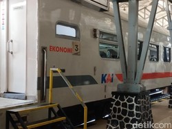 Okupansi KA Lokal Naik 200 Persen, Stasiun Blitar Operasikan Commuter Line